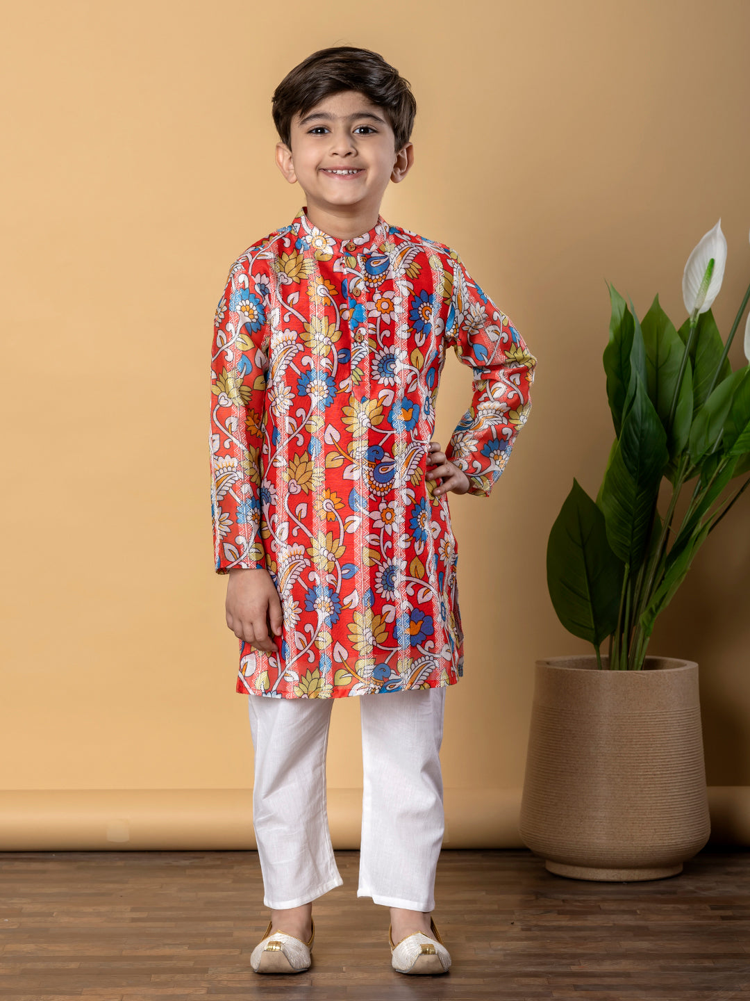Red Royale Floral Kurta Pyjama Set – Boys Chanderi Silk