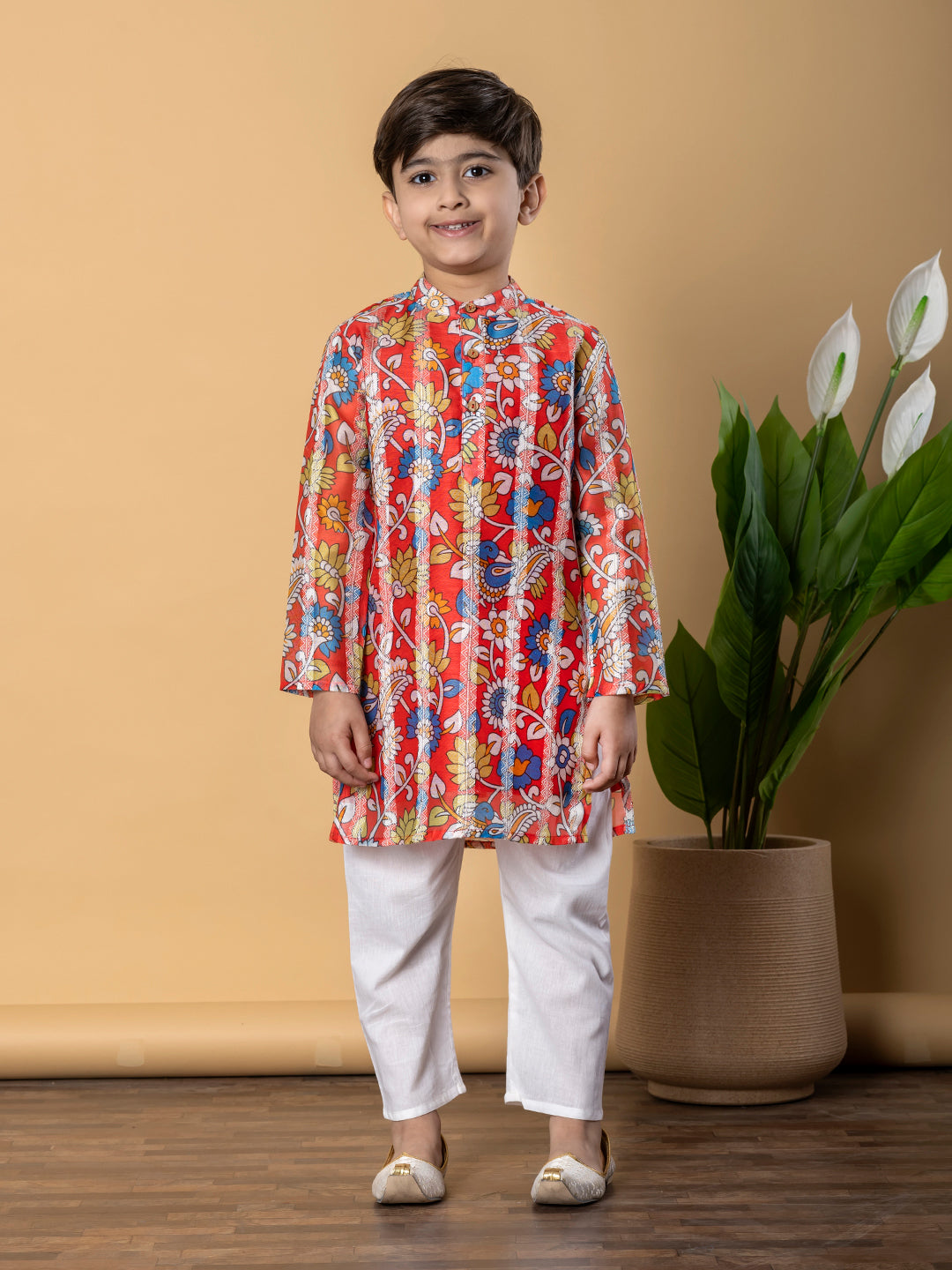 Red Royale Floral Kurta Pyjama Set – Boys Chanderi Silk